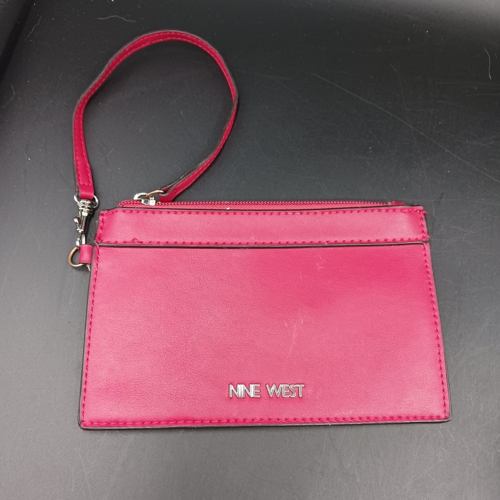Nine West Wristlet Purse Beige Tan Clutch Small Woman's Bag iPhone Change 8"